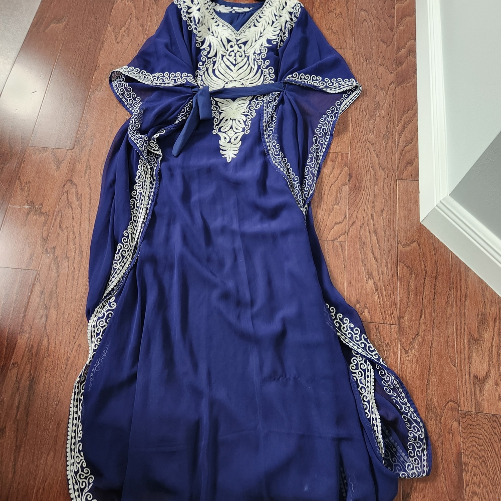 Elegant Blue and White Womoen's Kaftan Dress One Size